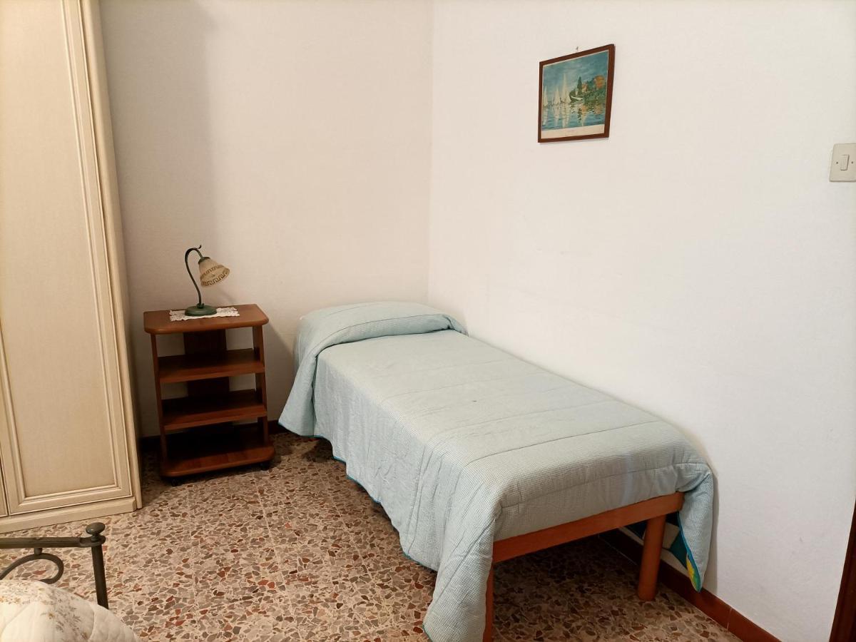 Antica Casa Ceccardi Livorno Exterior photo